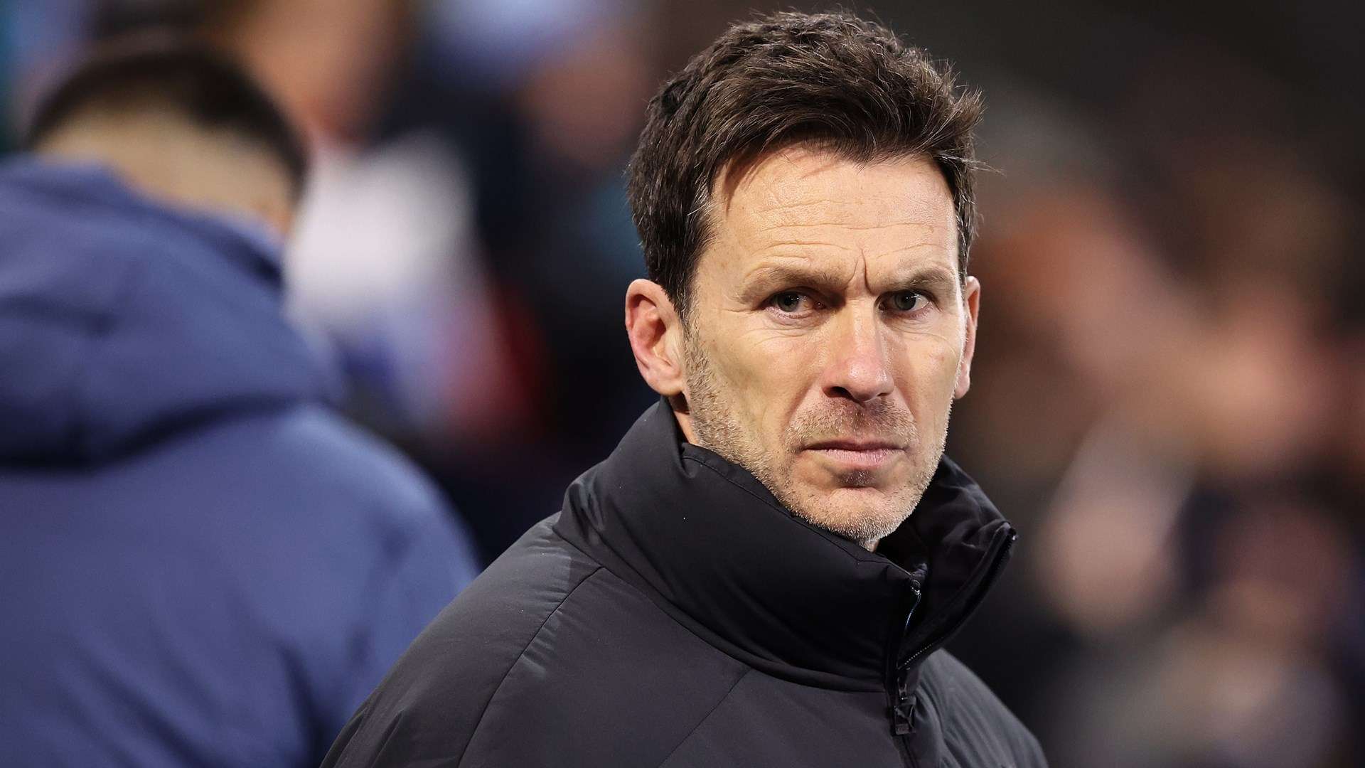 地面对抗更 地面对抗更